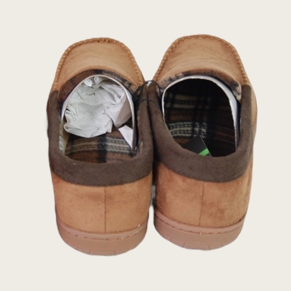 NWT Hanes Mens Textured Brown Moccasins, Slippers, Loafers Large - Picture 7 of 8